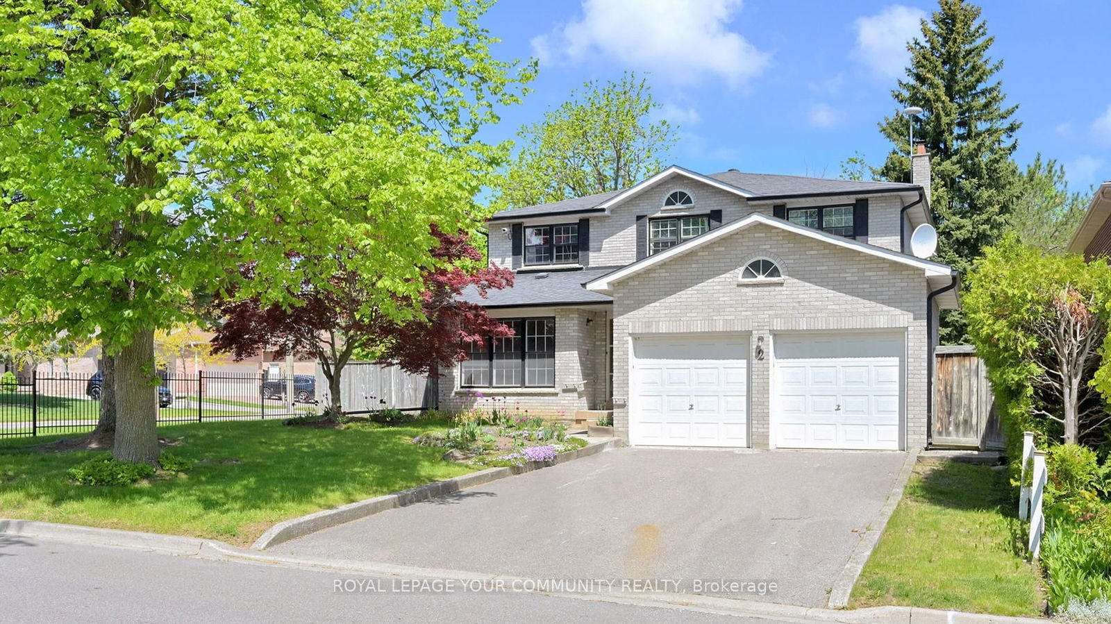 Detached House for sale at 2 Hemlock Drive, Markham, Raymerville, L3P 4M6 - MLS: N12158577