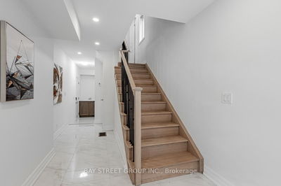 22 Herman Gilroy Lane, Markham - Angus Glen image-0-3