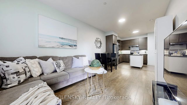 116 - 325 South Park Road