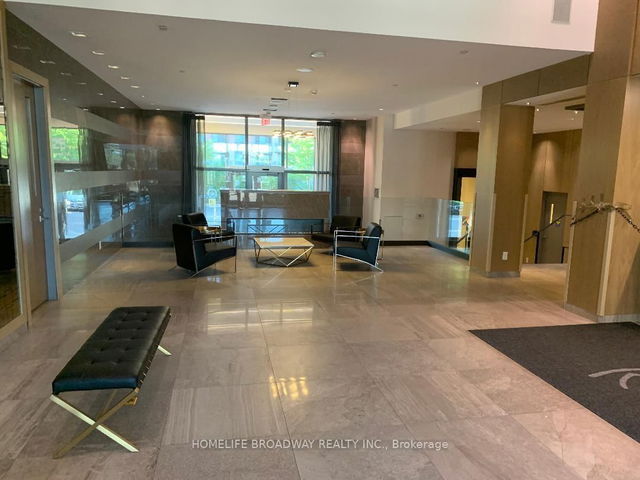 327 - 28 Uptown Drive