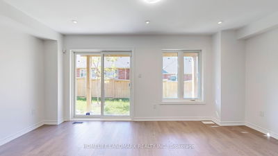 39 Drover Circ, Whitchurch-Stouffville - Stouffville image-0-4