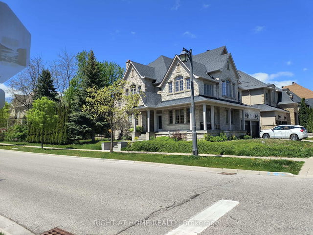462 Worthington Avenue