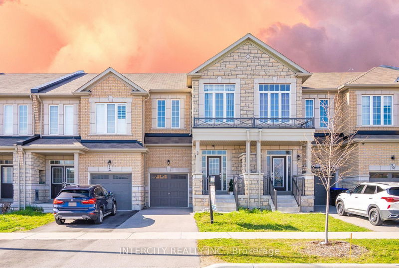 24 Veterans St, Bradford West Gwillimbury - Bradford image-0-0