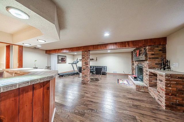 157 Orchard Heights Boulevard