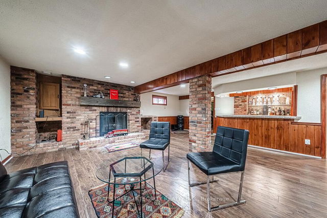 157 Orchard Heights Boulevard