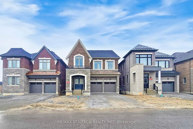 126 Angus Morton Crescent