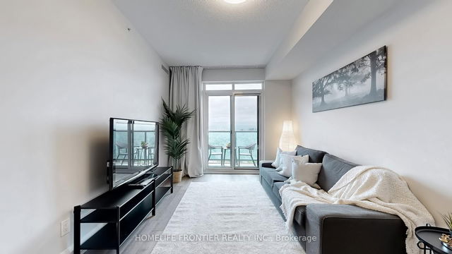 2528 - 7161 YONGE Street