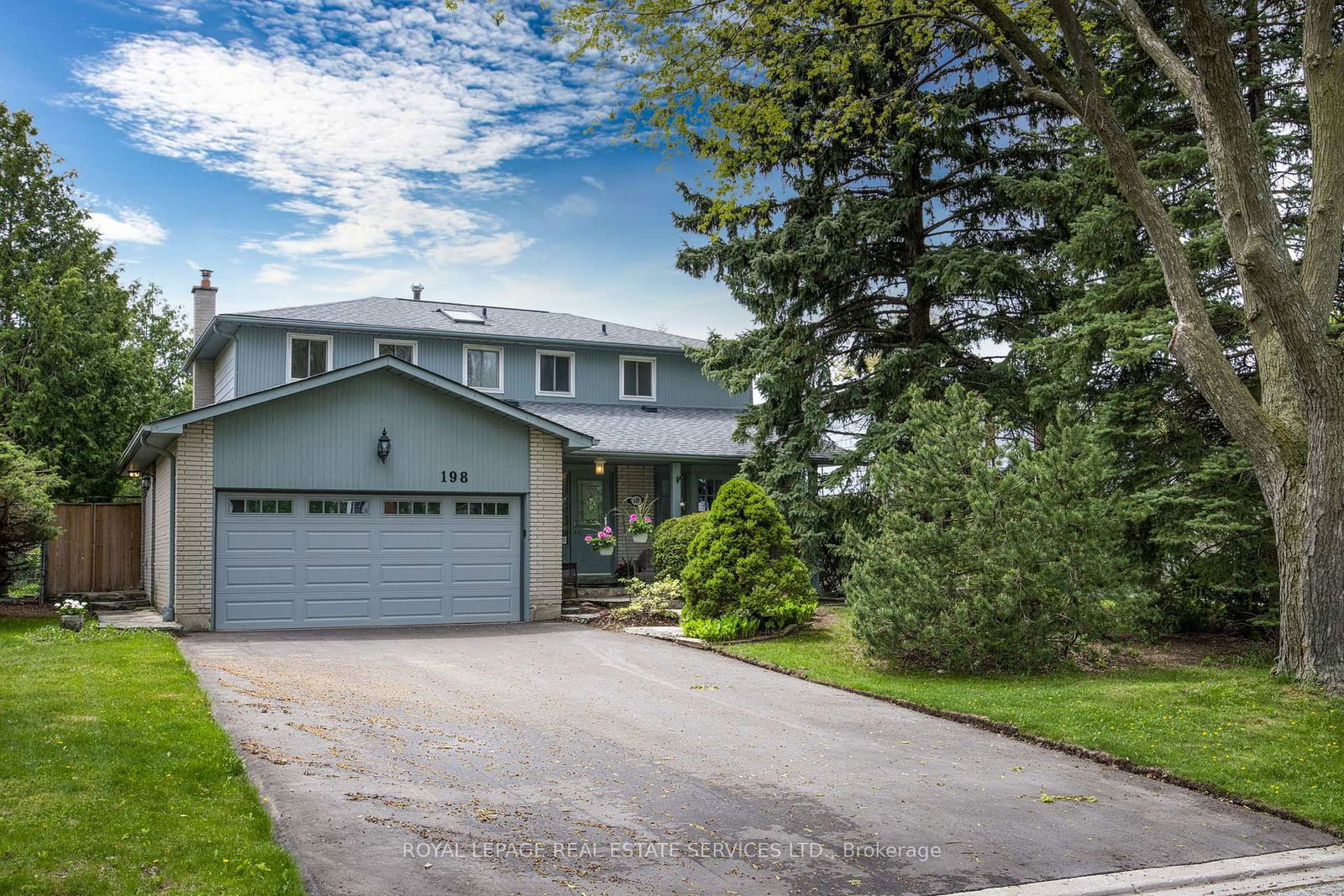 Detached House for sale at 198 Romfield Crct, Markham, Royal Orchard, L3T 3J1 - MLS: N12159134