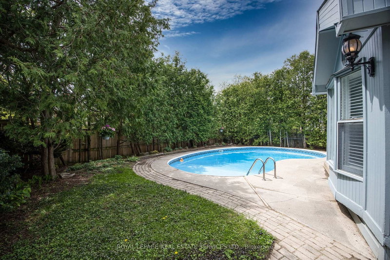 198 Romfield Crct, Markham, L3T 3J1 | Image 3