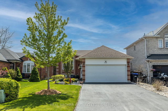 1309 Vincent Crescent