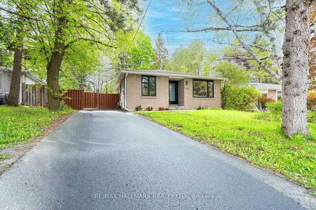 106 Woodpark Place