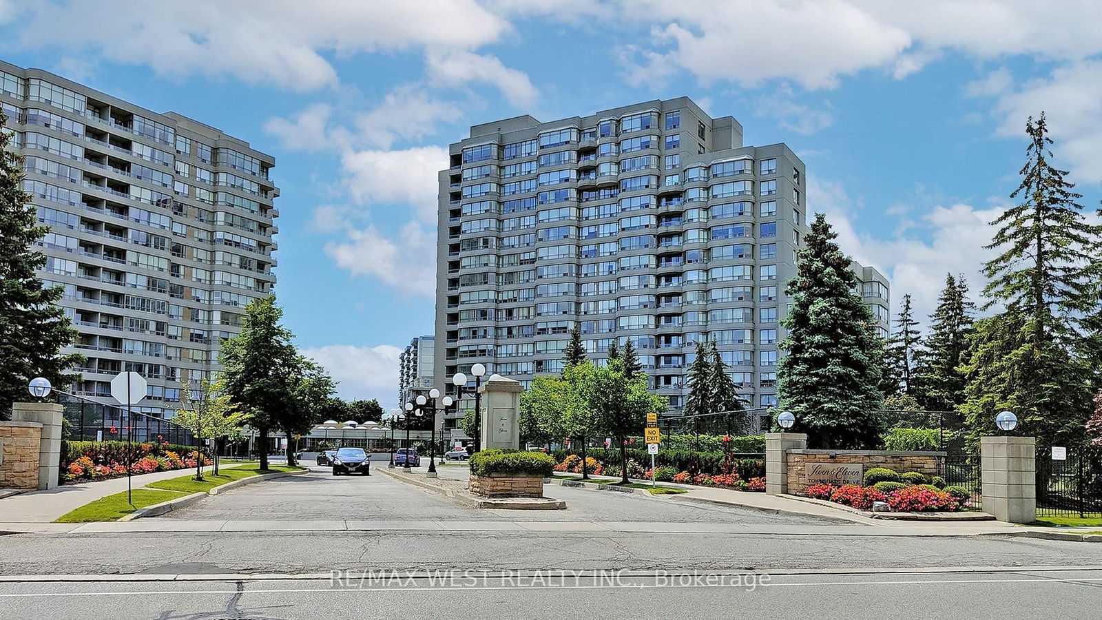 Condo for sale at 1408-7 Townsgate Drive, Vaughan, Crestwood-Springfarm-Yorkhill, L4J 7Z9 - MLS: N12159825