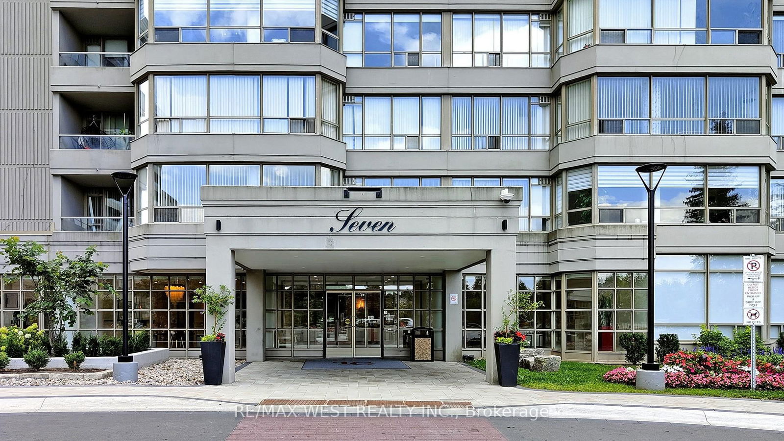 Condo for sale at 1408-7 Townsgate Drive, Vaughan, Crestwood-Springfarm-Yorkhill, L4J 7Z9 - MLS: N12159825
