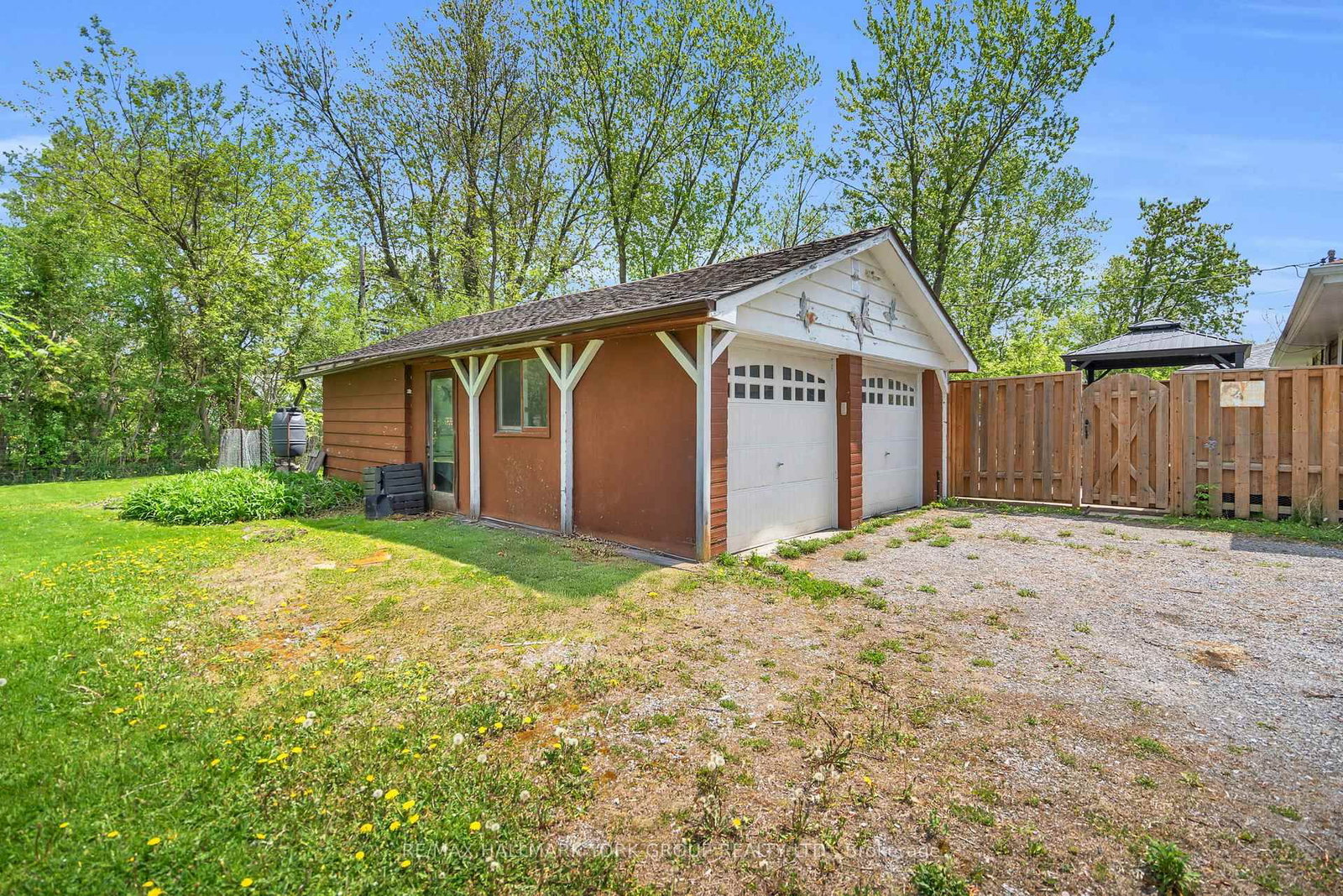 Listing Image 36