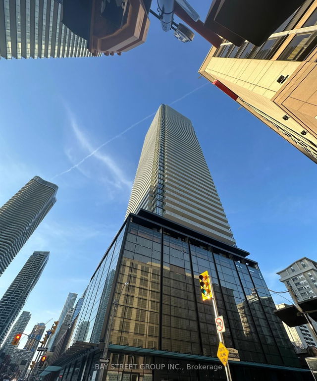 4001 - 501 Yonge Street N/A