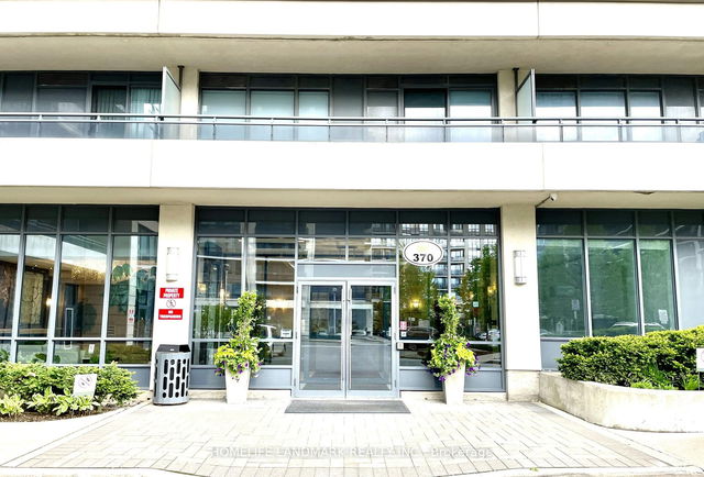 PH11 - 370 Highway 7 Avenue