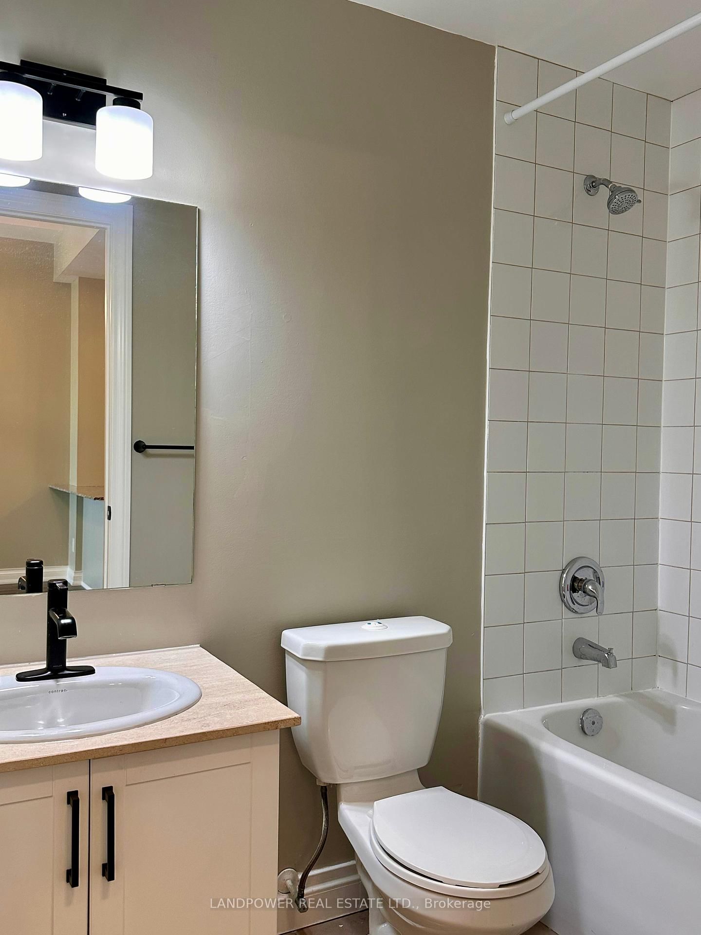 68 Main Street N, Unit 113 - Photo 18