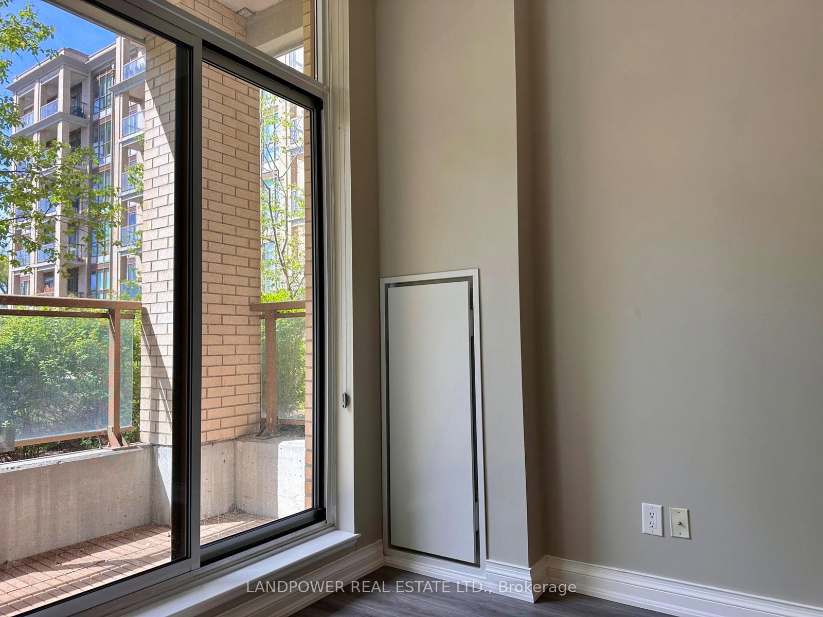 68 Main Street N, Unit 113 - Photo 25