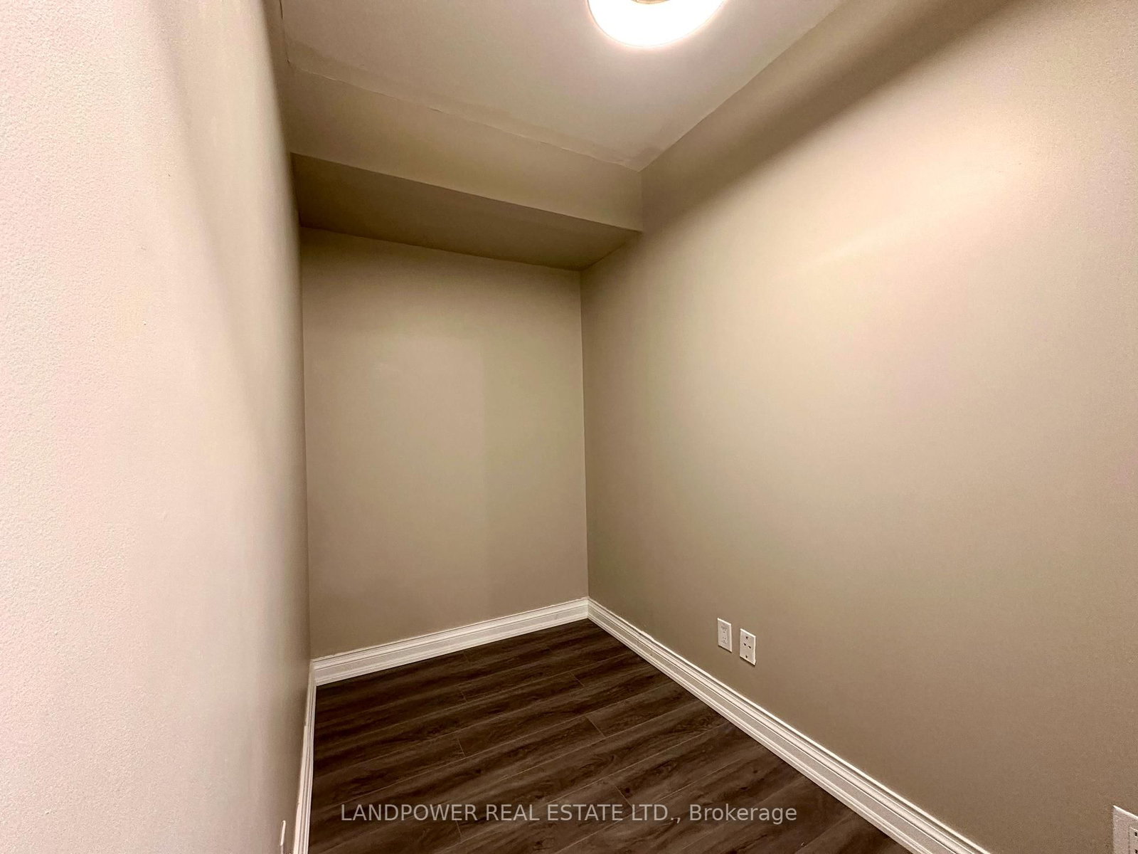 68 Main Street N, Unit 113 - Photo 27