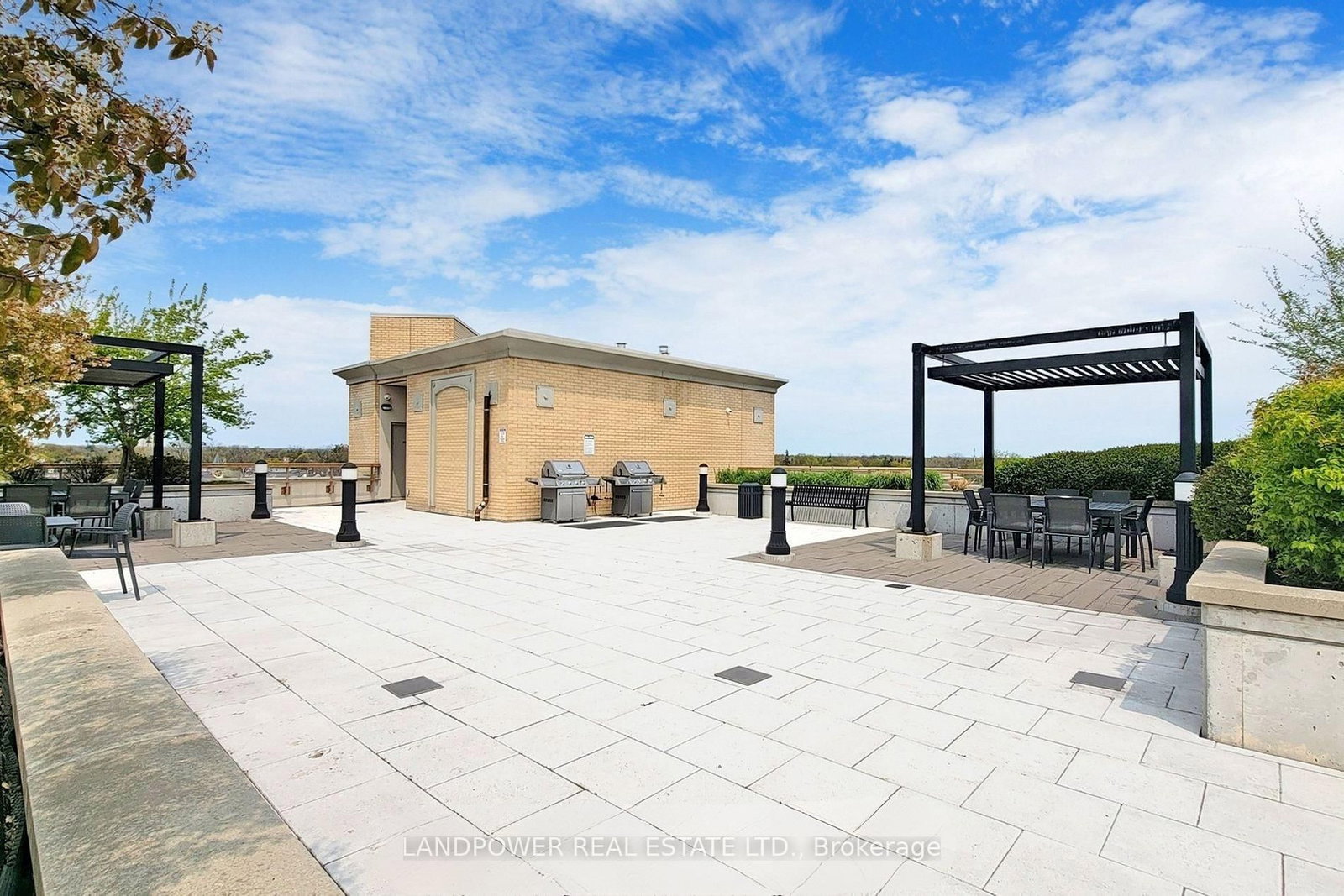 68 Main Street N, Unit 113 - Photo 37