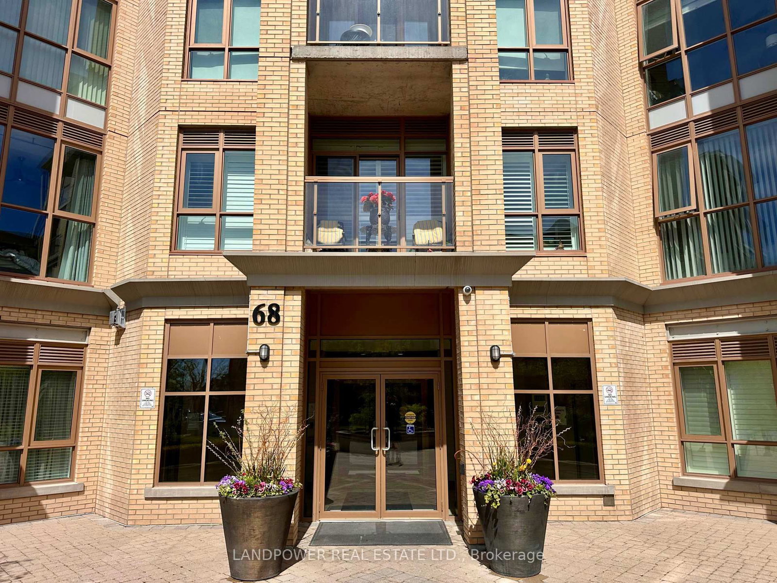 68 Main Street N, Unit 113 - Photo 40