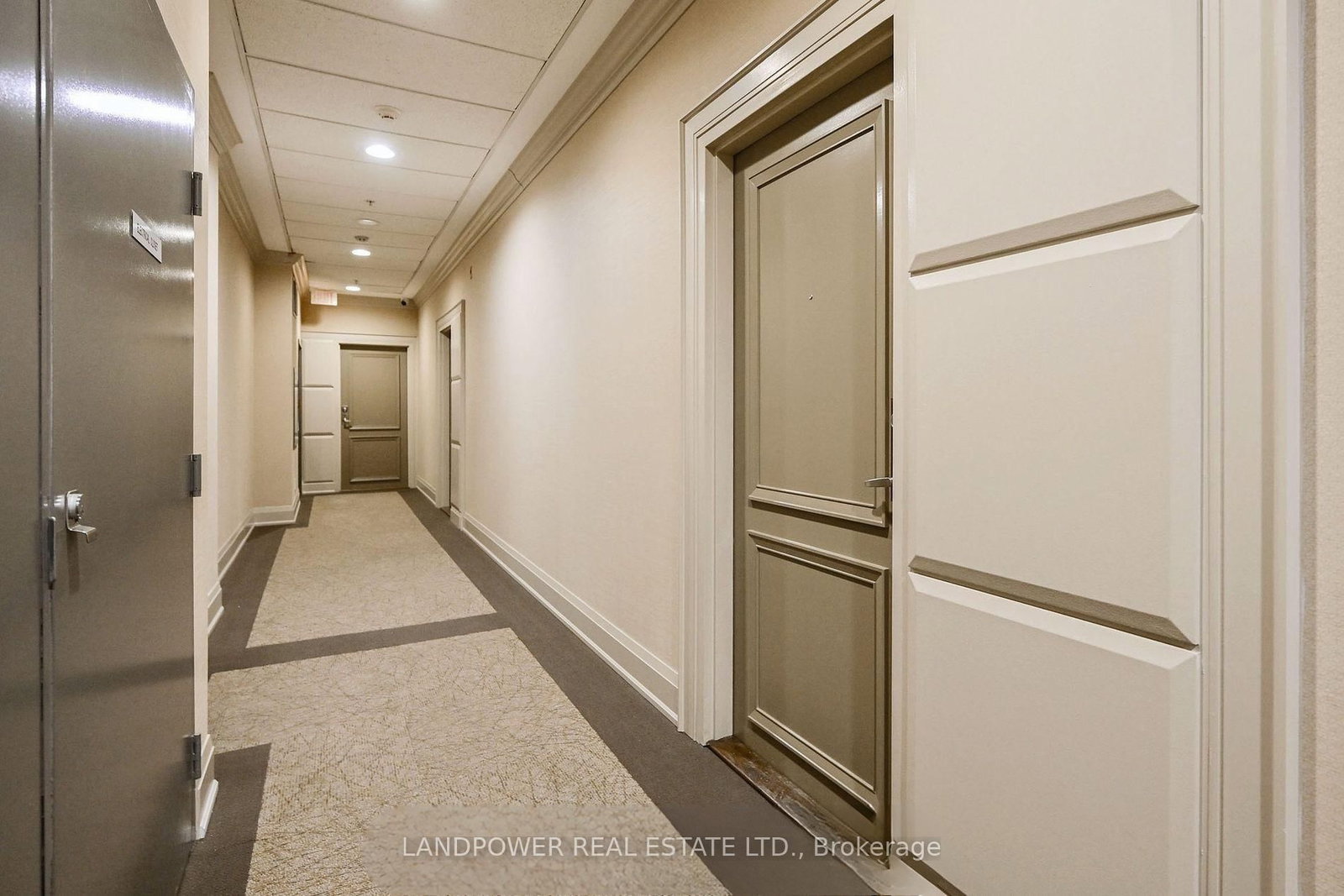 68 Main Street N, Unit 113 - Photo 5