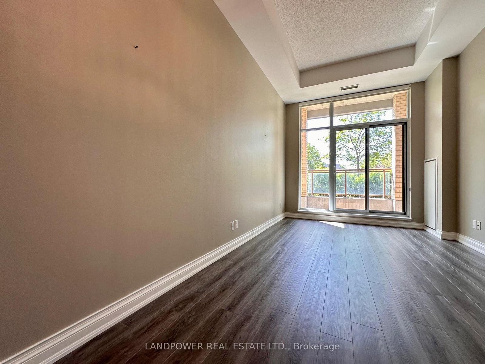 68 Main Street N, Unit 113 - Photo 9