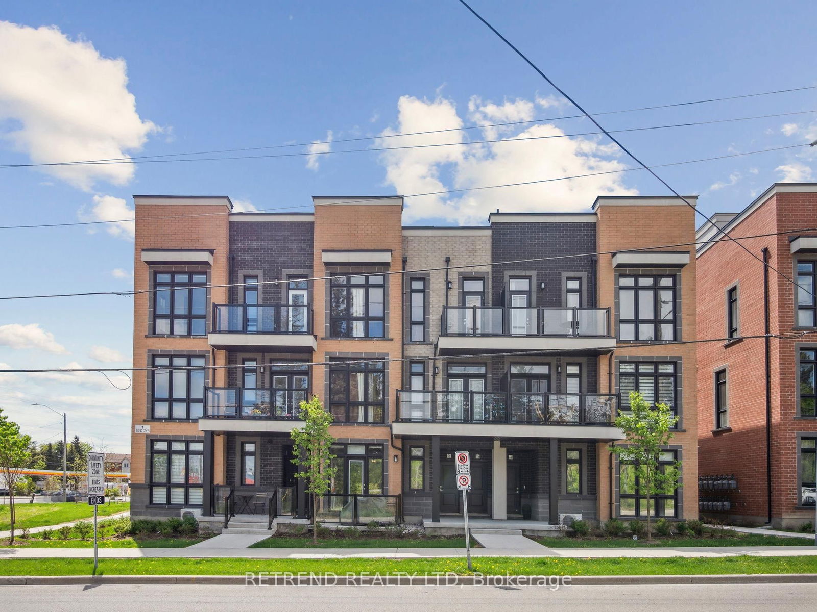 Townhouse for sale at 9-1 Bond Crescent, Richmond Hill, Oak Ridges, L4E 1J4 - MLS: N12161119