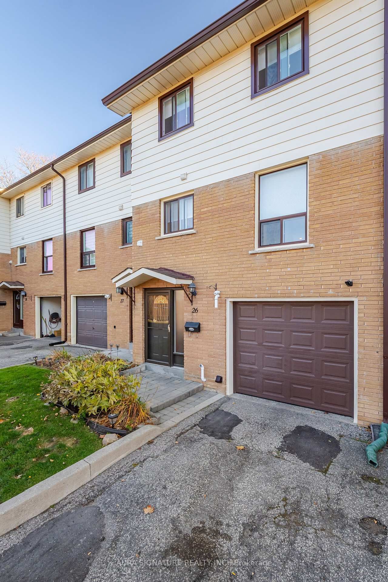 Townhouse for sale at 26-88 Rainbow Drive, Vaughan, West Woodbridge, L4L 2K5 - MLS: N12161274