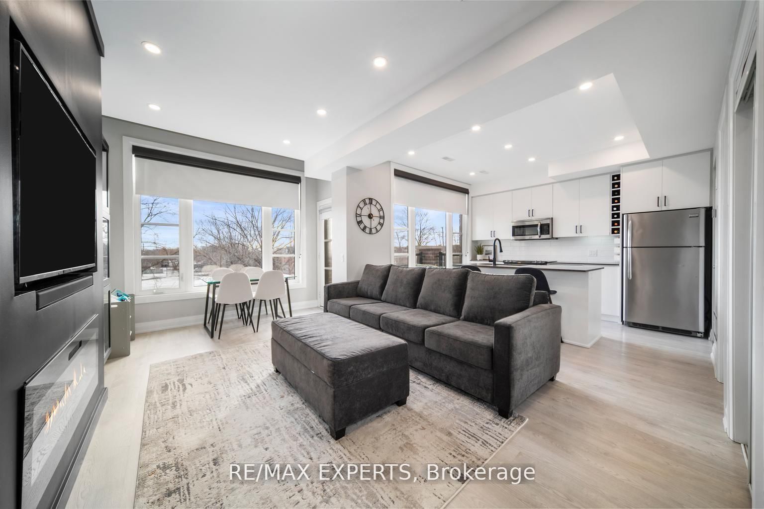 Townhouse for sale at 40-8167 Kipling Avenue, Vaughan, West Woodbridge, L4L 0G4 - MLS: N12161445