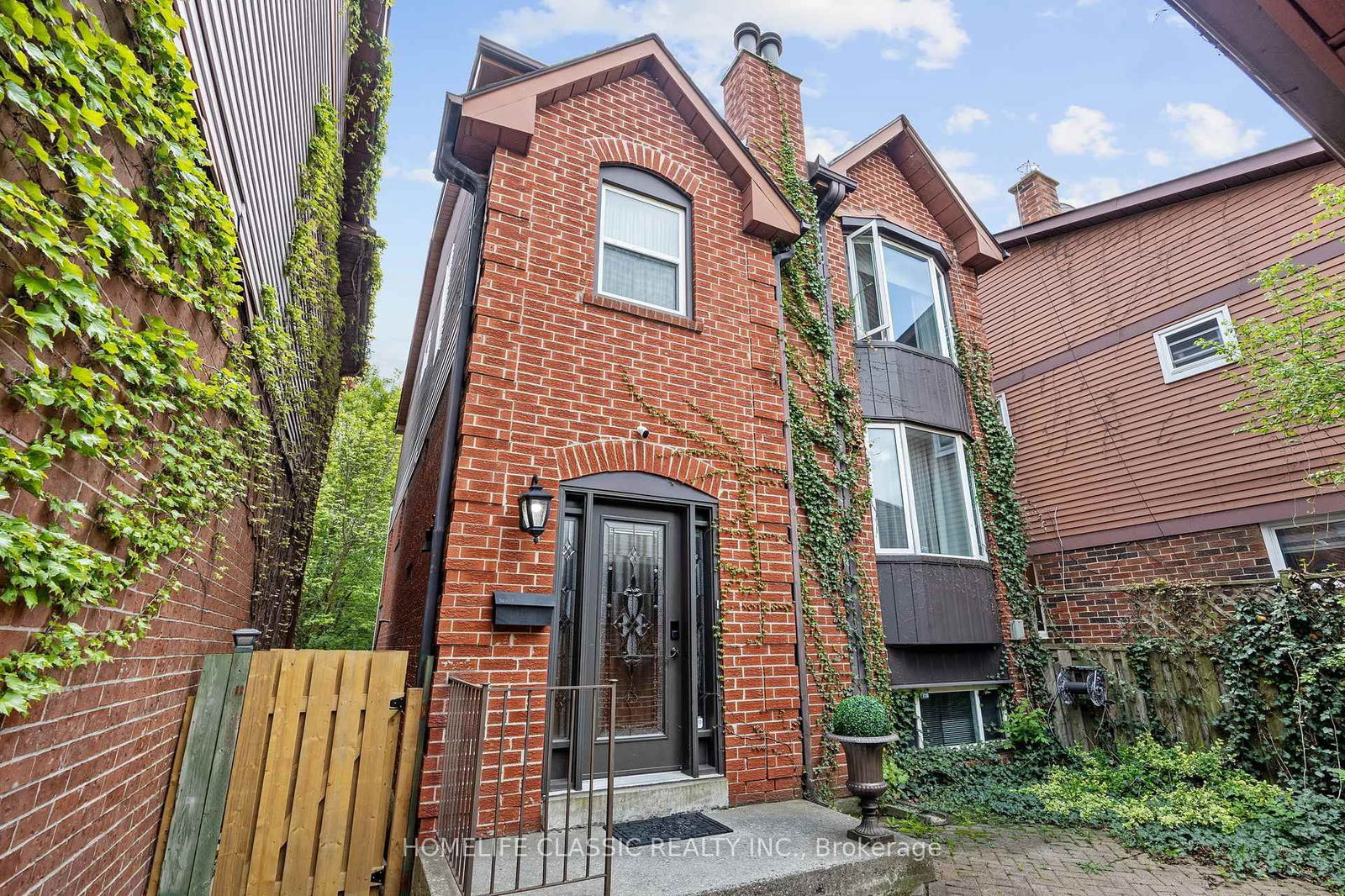 Detached House for sale at 93 North Meadow Crescent, Vaughan, Crestwood-Springfarm-Yorkhill, L4J 3C4 - MLS: N12161468