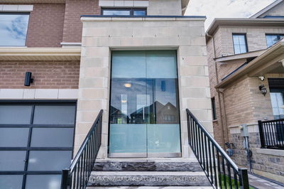 109 Jinnah Ave, Markham - Middlefield image-0-3