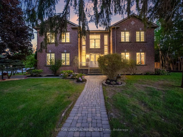 8 Tivoli Avenue