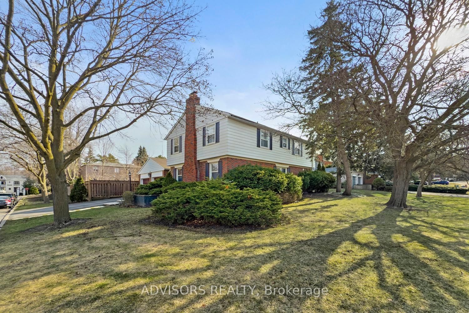 Detached House for sale at 15 Alcaine Court, Markham, Thornhill, L3T 2G8 - MLS: N12162474
