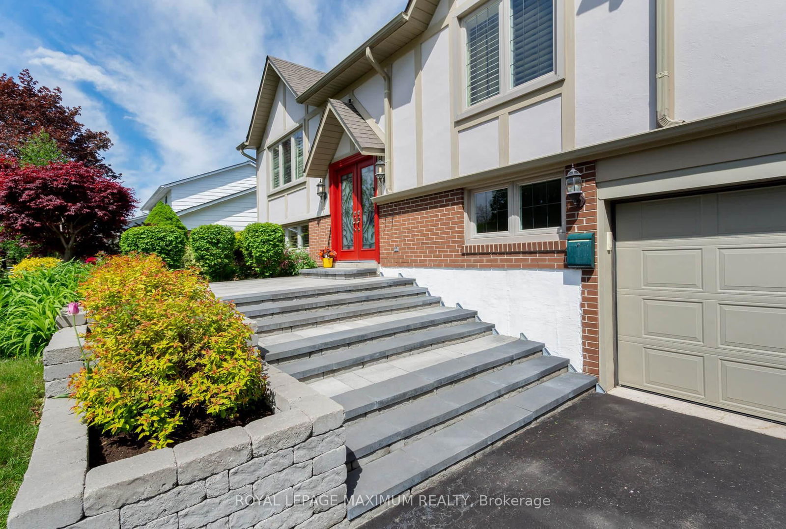 Detached House sold at 26 Hamilton Hall Drive, Markham, Markham Village, L3P 2P2 - MLS: N12162745