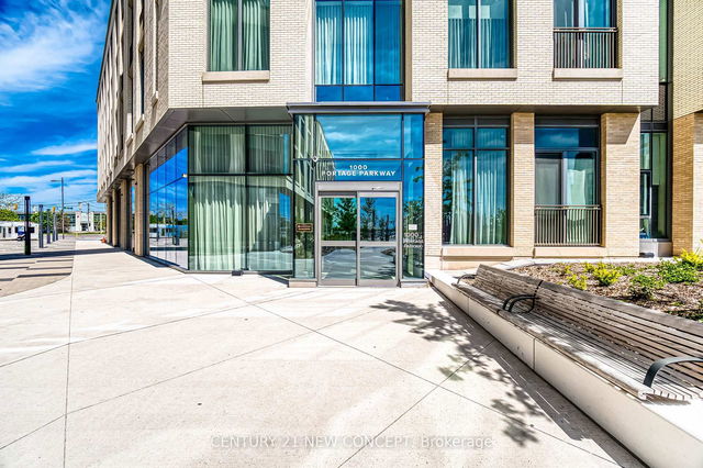 3206 - 1000 Portage Parkway