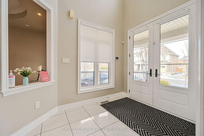 39 Munsie Dr, King - Nobleton image-0-4
