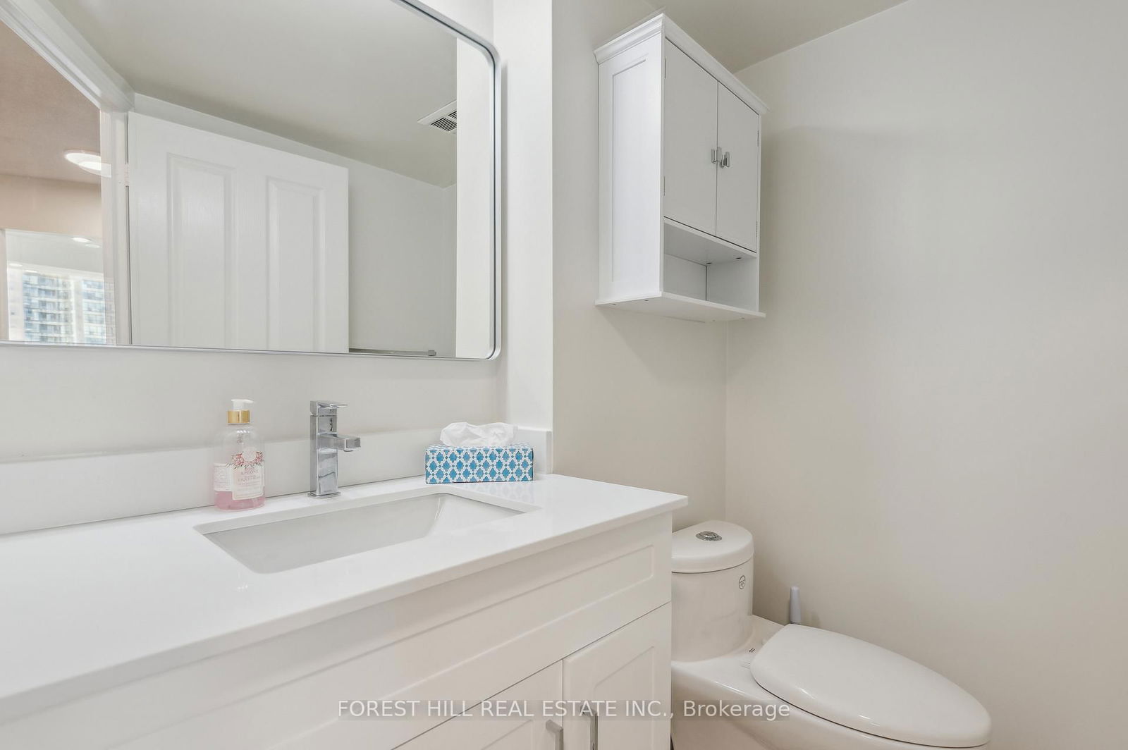 Condo for sale at 401-7250 Yonge Street, Vaughan, Crestwood-Springfarm-Yorkhill, L4J 7X1 - MLS: N12163782