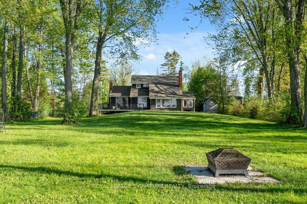 Detached House for sale at 170 Moores Beach Road, Georgina, Virginia, L0E 1N0 - MLS: N12164371