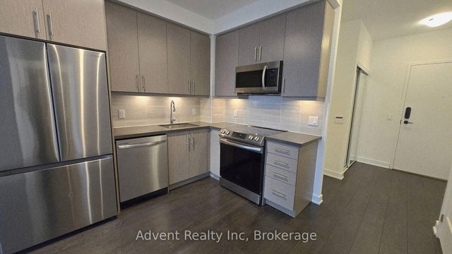 2102 - 105 Oneida Crescent