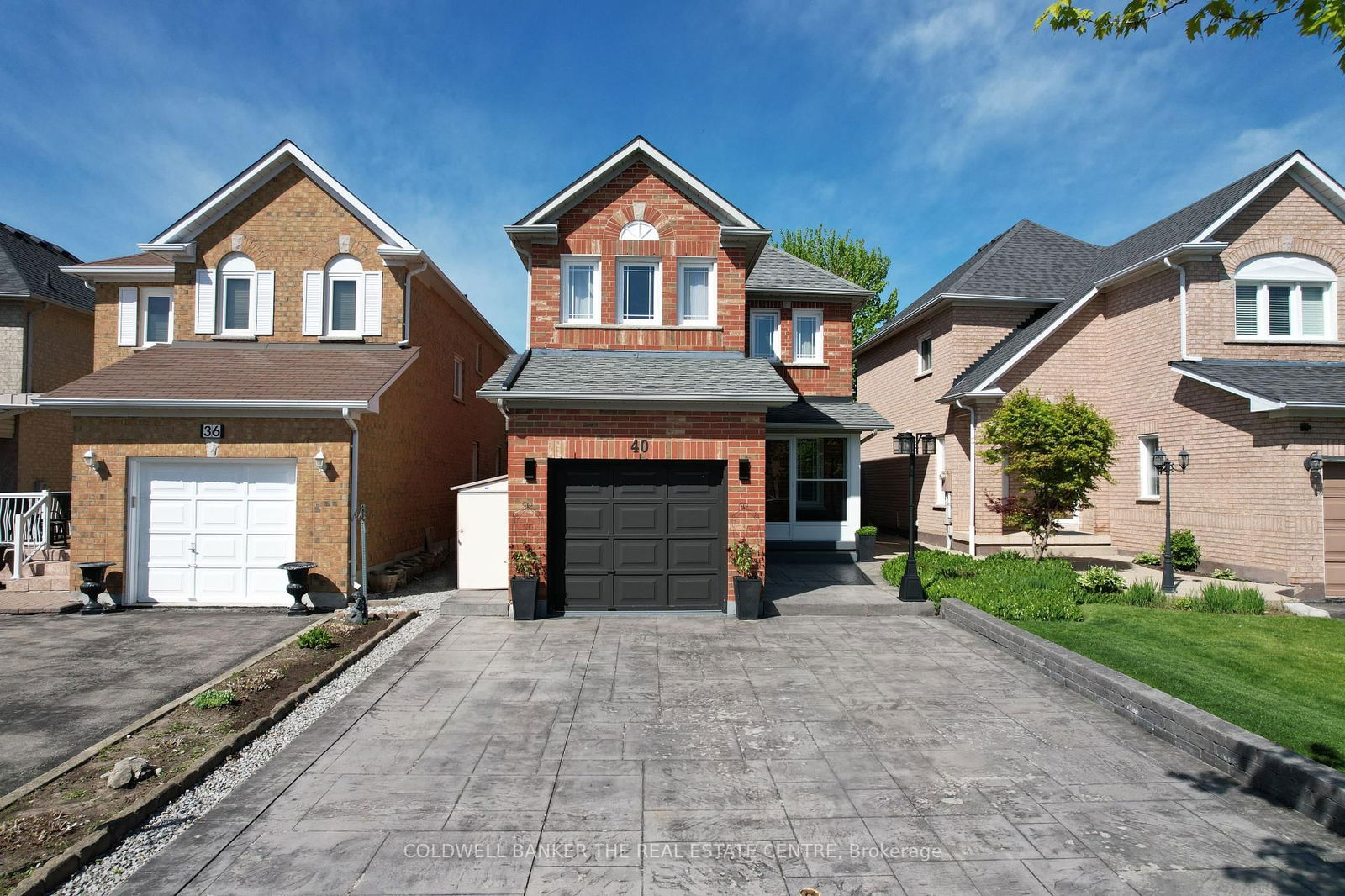 Detached House for sale at 40 Whitefaulds Road, Vaughan, Maple, L6A 2K4 - MLS: N12164406