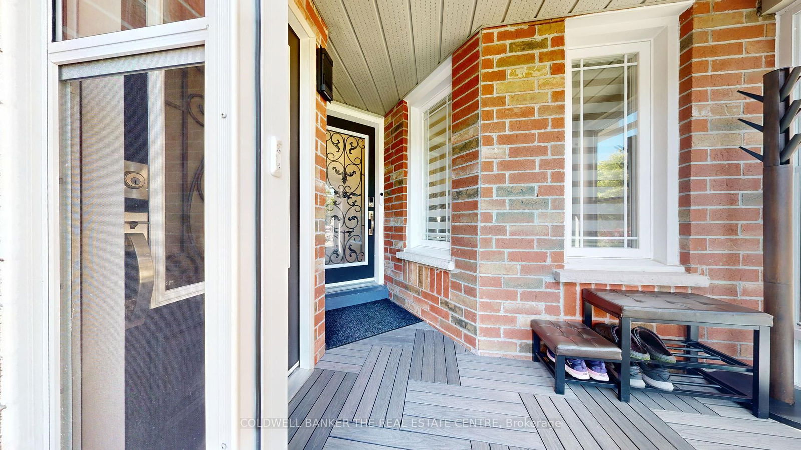 Detached House for sale at 40 Whitefaulds Road, Vaughan, Maple, L6A 2K4 - MLS: N12164406