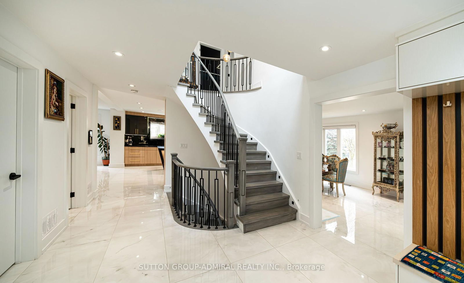 Detached House for sale at 60 Maple Way, East Gwillimbury, Sharon, L0G 1V0 - MLS: N12164586