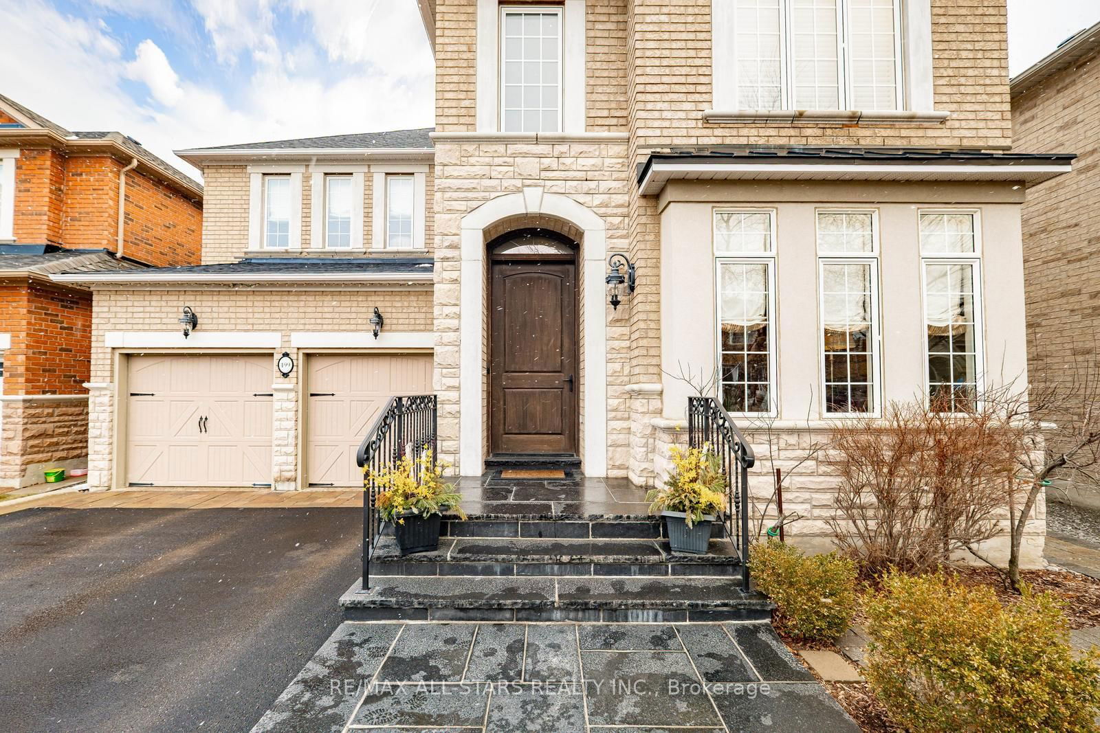 Detached House for sale at 499 Roy Rainey Avenue, Markham, Wismer, L6E 2B2 - MLS: N12164608