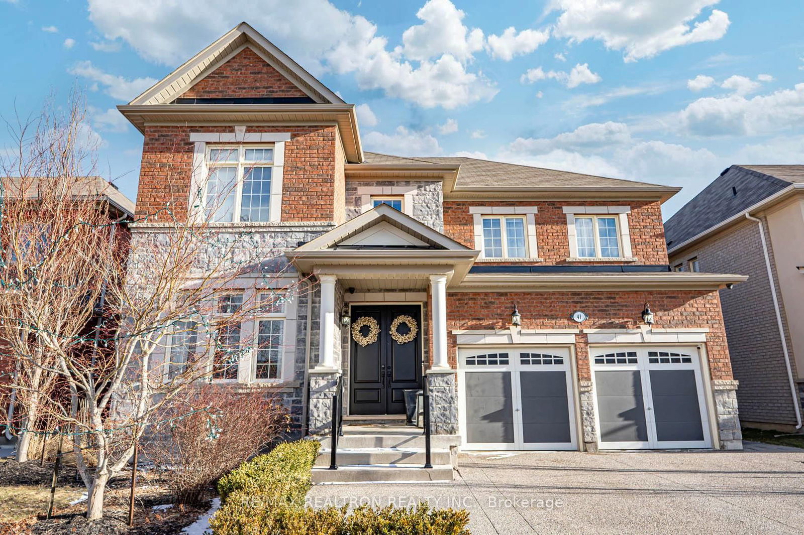 Detached House for sale at 41 Woodgate Pines Drive, Vaughan, Kleinburg, L4H 4A3 - MLS: N12164654