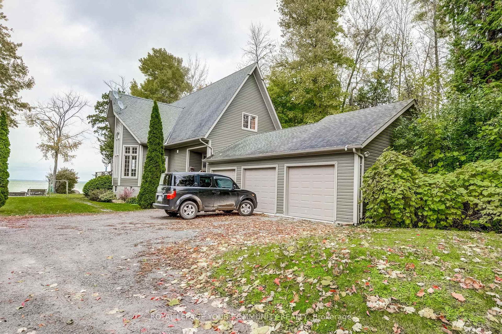 Detached House for sale at 1070 LOON Road, Georgina Islands, Georgina Island, L0E 1R0 - MLS: N12164684