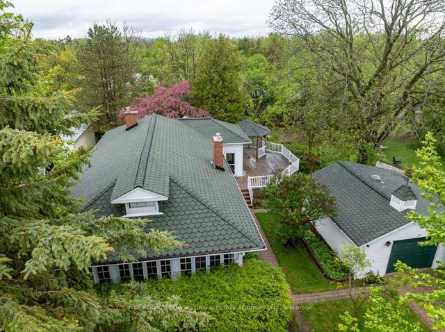 138 Simcoe Street