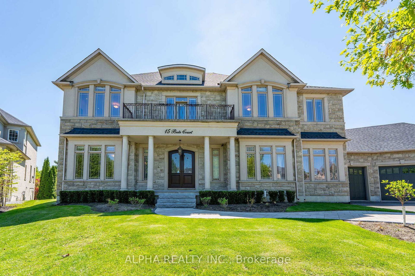 Detached House for sale at 15 Bute Court, Vaughan, Maple, L6A 1P3 - MLS: N12165097