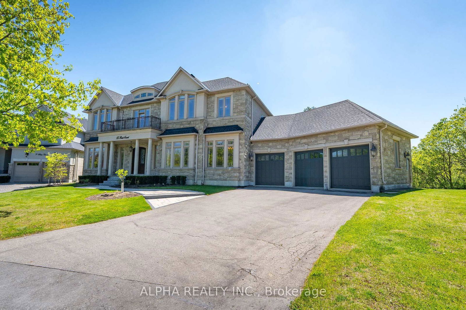 Detached House for sale at 15 Bute Court, Vaughan, Maple, L6A 1P3 - MLS: N12165097