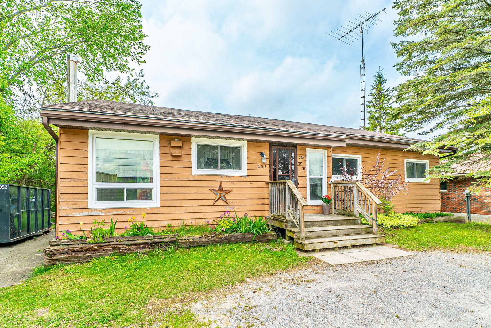 Detached House for sale at 265 Cameron Street, Brock, Ontario, L0E 1E0 - Cannington - MLS: N12165261